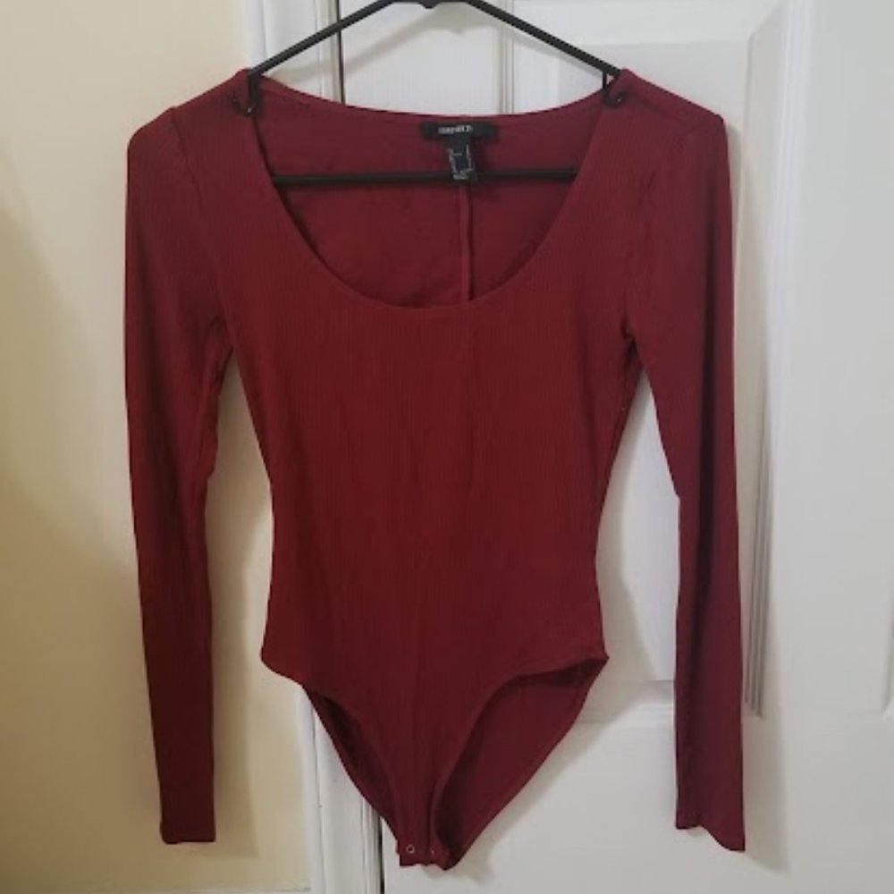 NWOT Forever 21 Ribbed Scoop Neck Long Sleeve Bodysuit